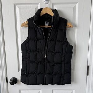 GAP Black Puffer Vest